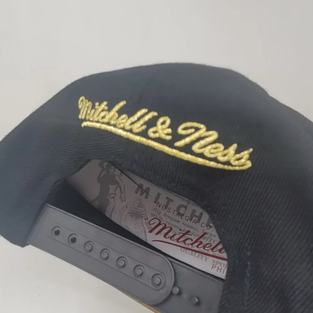 🆕 Mitchell & Ness Logo Gold Snapback Hat Black